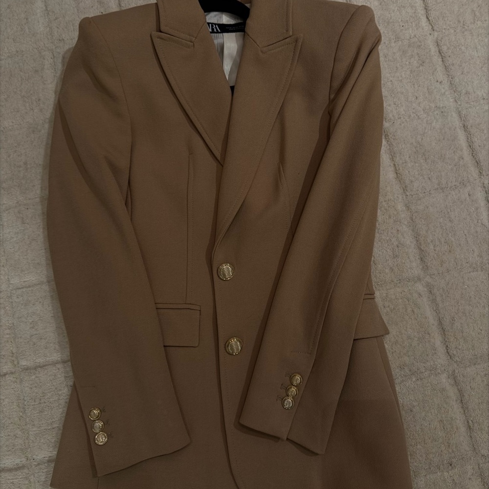 Elegant Zara Tan Women's Blazer